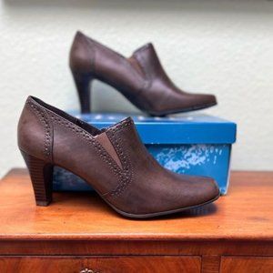 Rialto Chunky Heel Brown Ankle Boots Size 10 M Women NEW in box